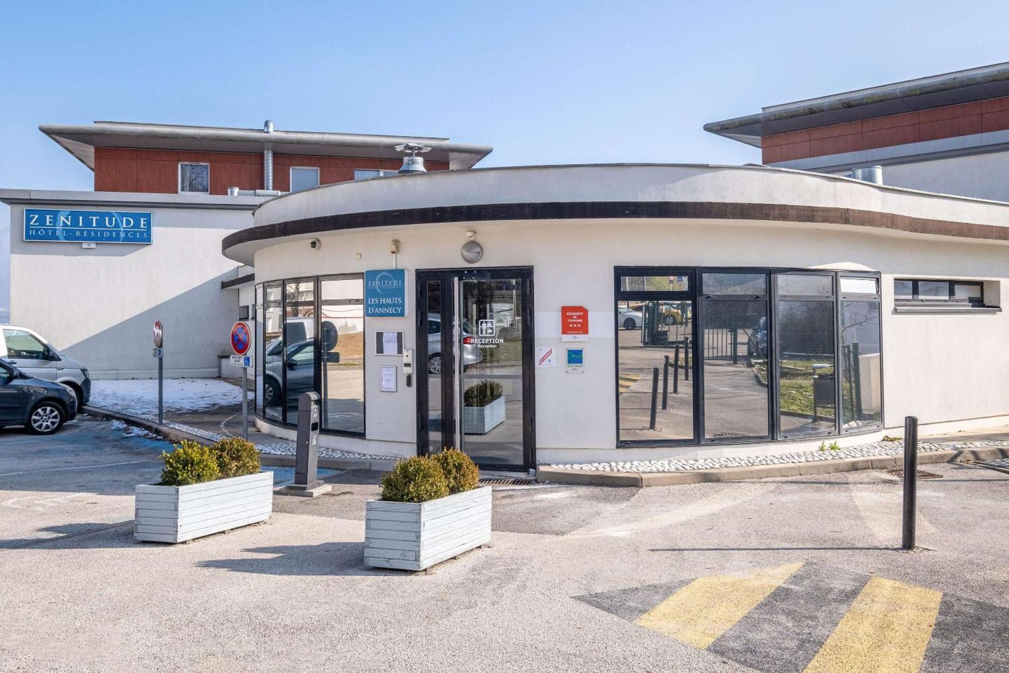 Comfort Aparthotel Les Hauts D'Annecy Ngoại thất bức ảnh