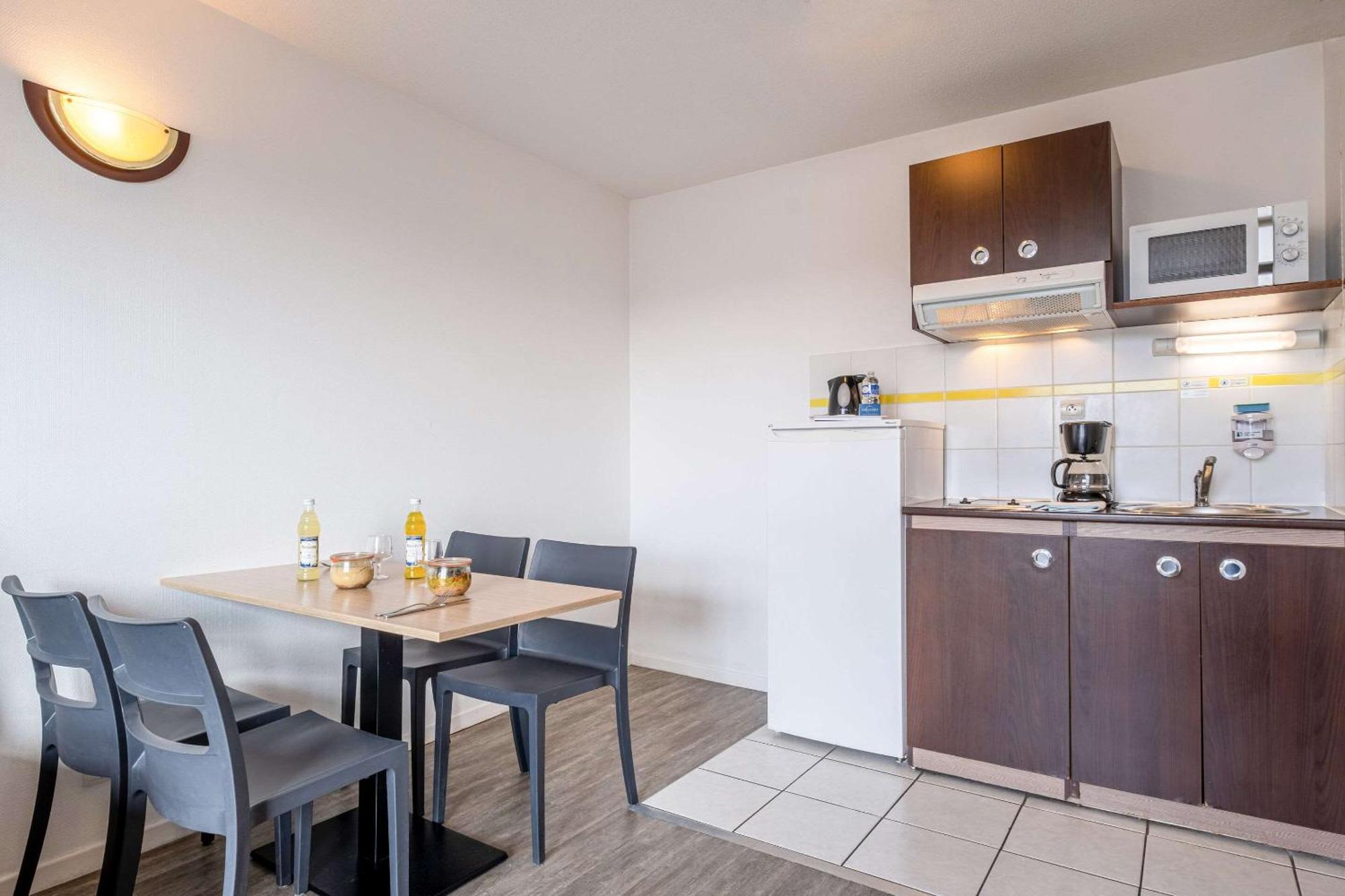 Comfort Aparthotel Les Hauts D'Annecy Ngoại thất bức ảnh