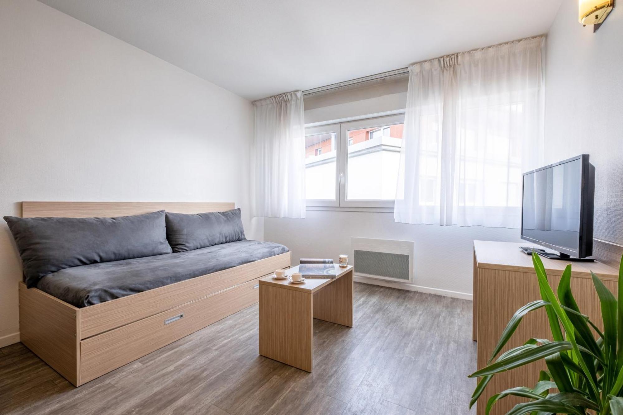 Comfort Aparthotel Les Hauts D'Annecy Ngoại thất bức ảnh